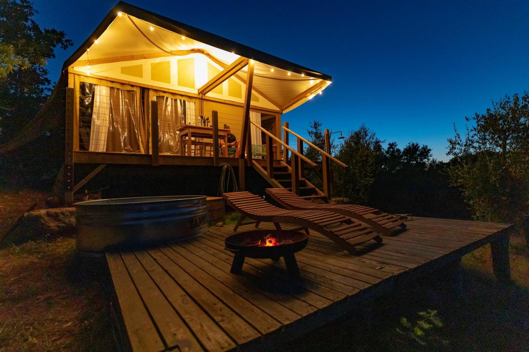 ホテル Glamping Stregaia マッサ・マリッティマ エクステリア 写真